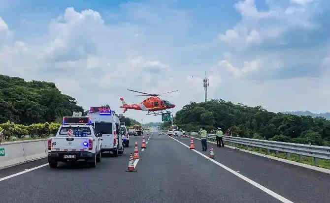 金山区高速公路汽车救援案例
